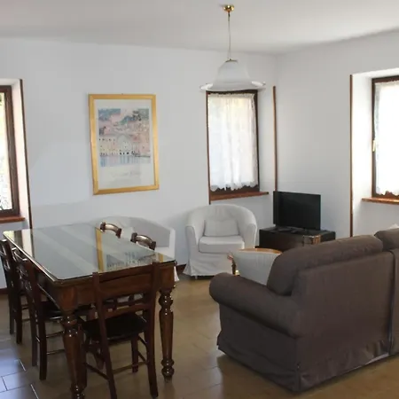 Dreizimmerwohnung Mit Seeblick Apartment